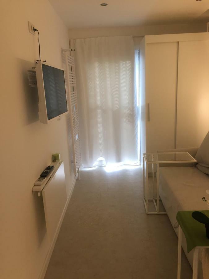 Privatzeit The Green Mile Leverkusen Exterior foto