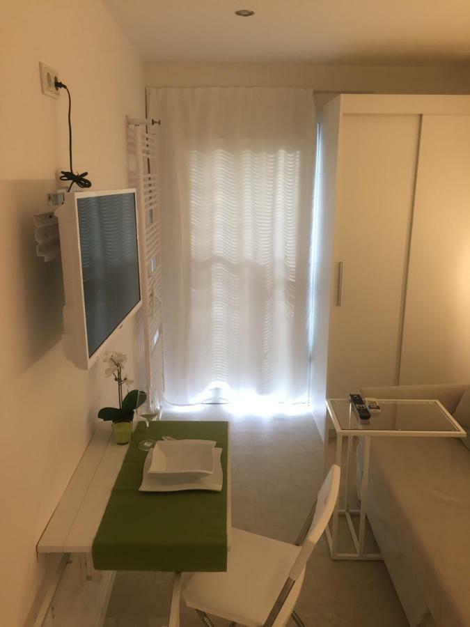 Privatzeit The Green Mile Leverkusen Exterior foto